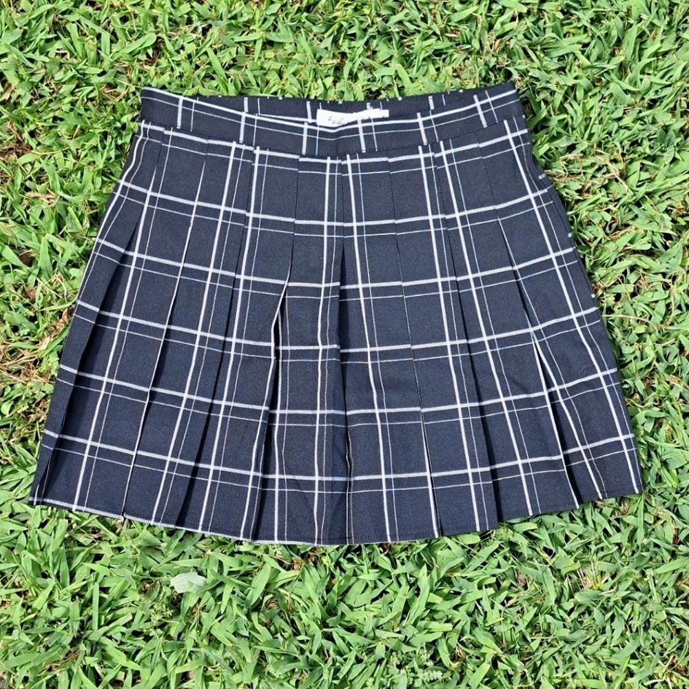 Pleated skirt